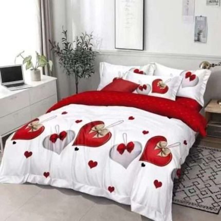 Fehér Színű Ágynemű Piros Szívvel