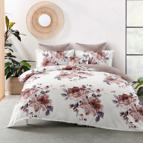 Bordó Virágos Flanel Ágynemű